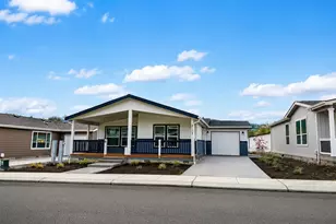 2113 Glacier St, Enumclaw, WA 98022 - Photo 1