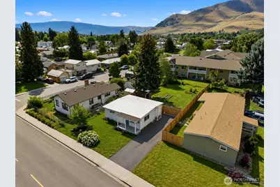 119 W Gibson Avenue, Chelan, WA 98816 - Photo 34