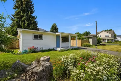 119 W Gibson Avenue, Chelan, WA 98816 - Photo 1
