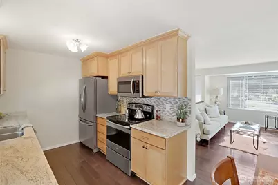 12116 NE 137th Place, Kirkland, WA 98034 - Photo 4