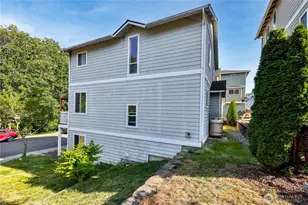1102 Chestnut St, Everett, WA 98201 - Photo 2