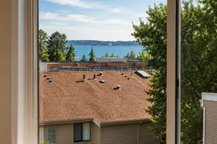 9911 NE 119th Ct, Kirkland, WA 98034 - Photo 10