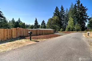 2371 E Crestview Dr, Shelton, WA 98584 - Photo 30