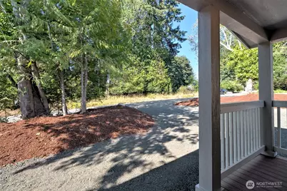 2371 E Crestview Drive, Shelton, WA 98584 - Photo 2
