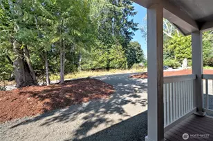 2371 E Crestview Dr, Shelton, WA 98584 - Photo 2
