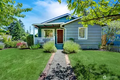 8526 17th Avenue NE, Seattle, WA 98115 - Photo 2