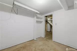 8643 Yakima Ave S, Tacoma, WA 98444 - Photo 32