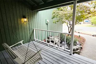 9050 Quinault Dr NE, Olympia, WA 98516 - Photo 2