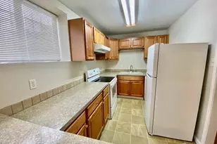 4209 37th Ave S, Seattle, WA 98118 - Photo 2