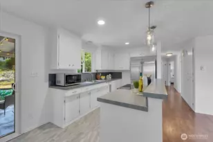 2427 200th Pl SW, Lynnwood, WA 98036 - Photo 10