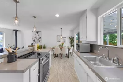 2427 200th Place SW, Lynnwood, WA 98036 - Photo 14