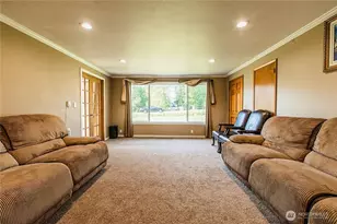 10805 SE 248th St, Kent, WA 98030 - Photo 8