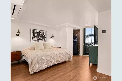 507 W Mercer St #401, Seattle, WA 98119 - Photo 12