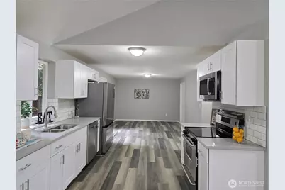 1911 154th Street Ct E, Tacoma, WA 98445 - Photo 6