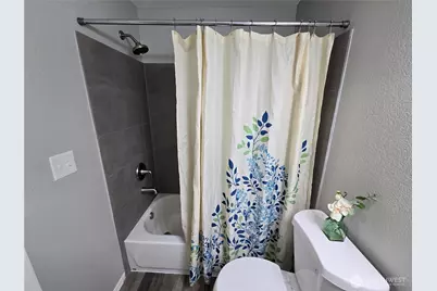1911 154th Street Ct E, Tacoma, WA 98445 - Photo 12