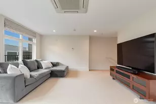 1 Ward St, Seattle, WA 98109 - Photo 30
