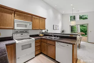 16008 Village Green Dr, Mill Creek, WA 98012 - Photo 14