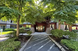 18707 SE Newport Way, Issaquah, WA 98027 - Photo 1