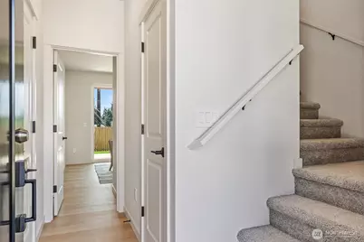2312 75th Street SE #C, Everett, WA 98203 - Photo 2