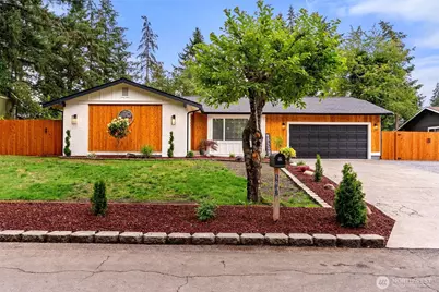 1402 159th Street Ct E, Tacoma, WA 98445 - Photo 2