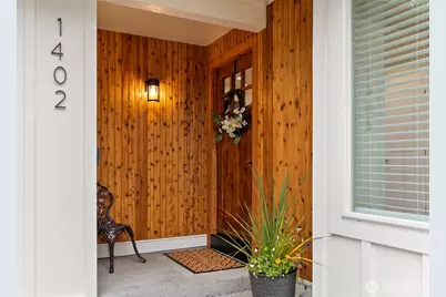 1402 159th Street Ct E, Tacoma, WA 98445 - Photo 4