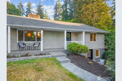 15705 84th Avenue NE, Kenmore, WA 98028 - Photo 2