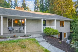 15705 84th Ave NE, Kenmore, WA 98028 - Photo 2