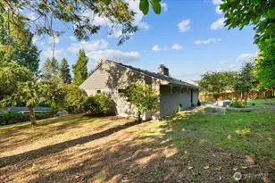 15705 84th Ave NE, Kenmore, WA 98028 - Photo 32