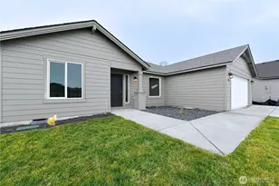 308 N Sandy Loop, Moses Lake, WA 98837 - Photo 2