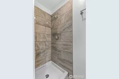 22211 6th Avenue S #301, Des Moines, WA 98198 - Photo 18
