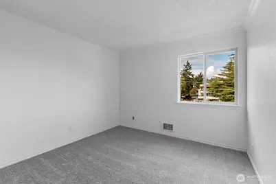 22211 6th Avenue S #301, Des Moines, WA 98198 - Photo 12
