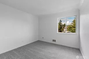 22211 6th Ave S, Des Moines, WA 98198 - Photo 12