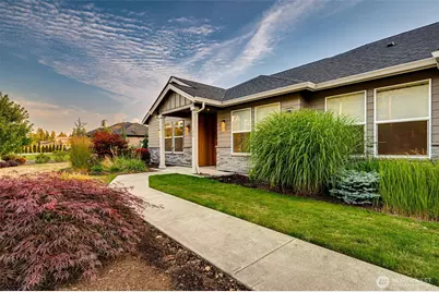 175 Annabelle Street, Castle Rock, WA 98611 - Photo 2