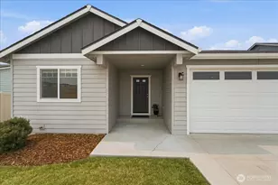 148 S Nevada Ave, East Wenatchee, WA 98802 - Photo 2