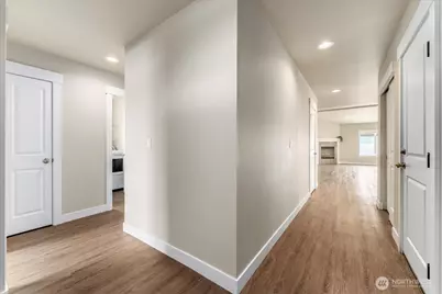 148 S Nevada Avenue, East Wenatchee, WA 98802 - Photo 4