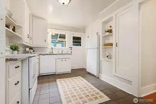 414 N 46th St, Seattle, WA 98103 - Photo 6