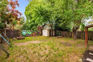 414 N 46th St, Seattle, WA 98103 - Photo 24
