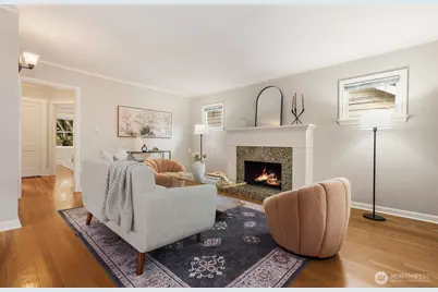 414 N 46th Street, Seattle, WA 98103 - Photo 2