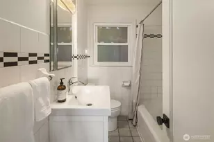 2615 W Crockett St, Seattle, WA 98199 - Photo 20