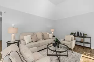 10221 NE 16th St, Bellevue, WA 98004 - Photo 18