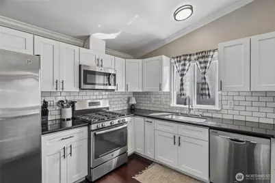 4512 193rd Place NE, Arlington, WA 98223 - Photo 8