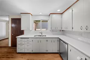 11502 29th Ave SW, Seattle, WA 98146 - Photo 14