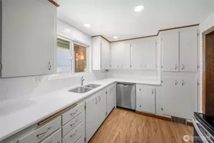 11502 29th Ave SW, Seattle, WA 98146 - Photo 12