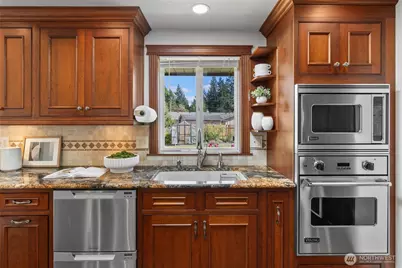 10501 25th Drive SE, Everett, WA 98208 - Photo 6