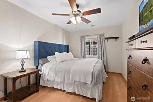 1318 37th St, Everett, WA 98201 - Photo 10