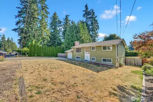 10207 64th Ave Ct E, Puyallup, WA 98373 - Photo 2