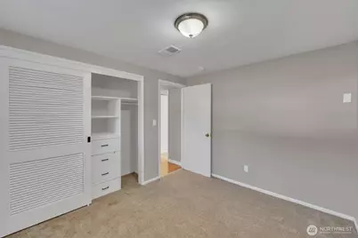 10207 64th Avenue Ct E, Puyallup, WA 98373 - Photo 32