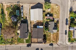 802 S Chelan Ave, Wenatchee, WA 98801 - Photo 4