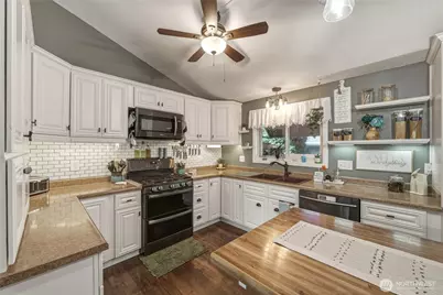 353 SE Highland Park Drive, College Place, WA 99324 - Photo 12
