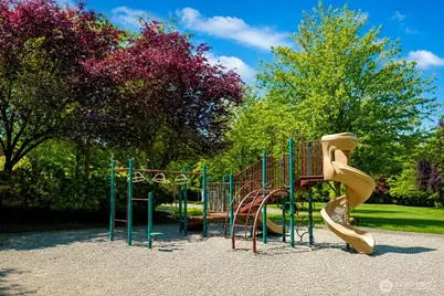 3054 205th Court NE, Sammamish, WA 98074 - Photo 34